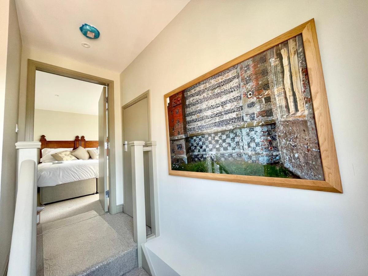Central Townhouse With Free Off Road Parking And Garden 约克 外观 照片